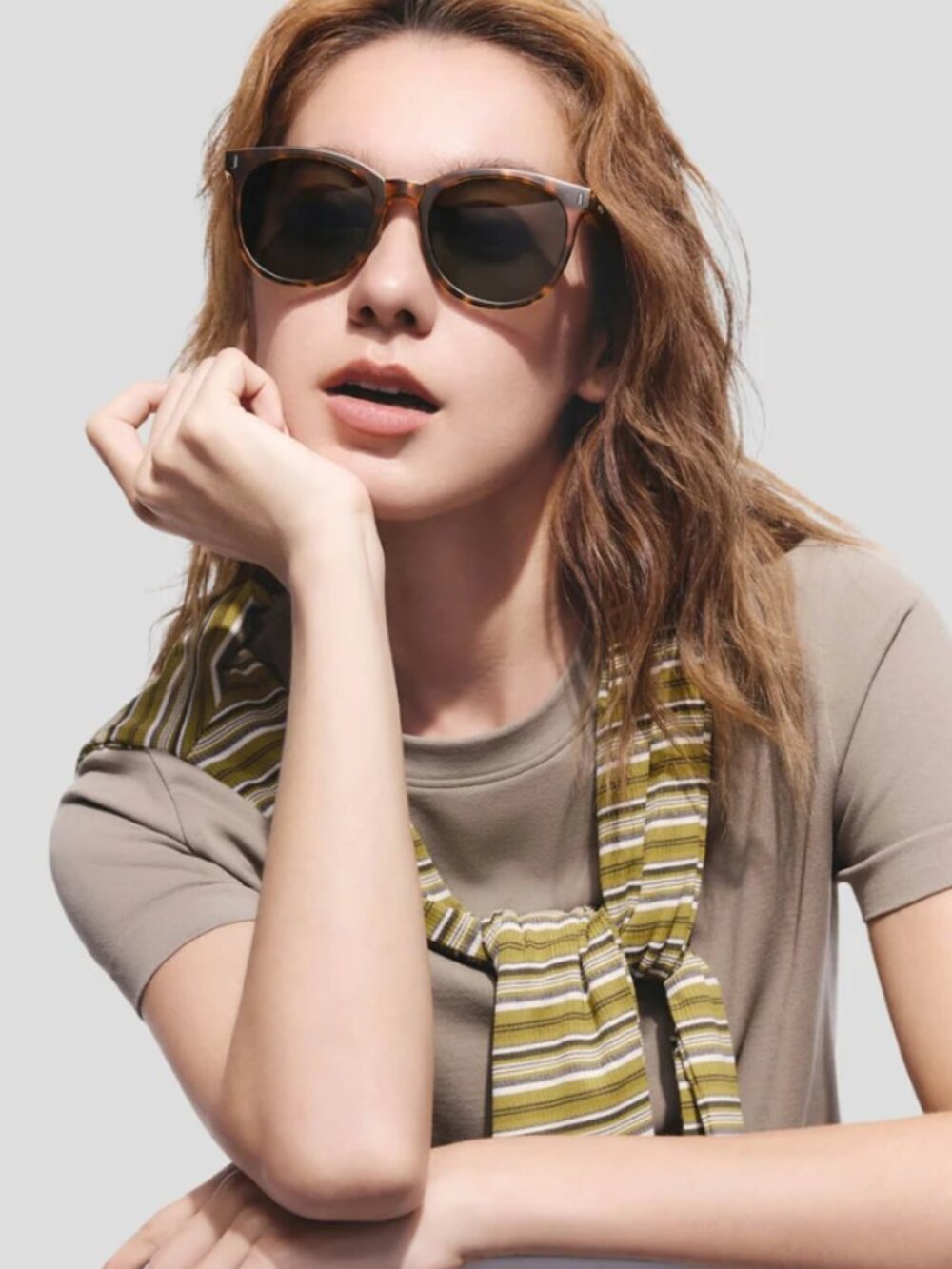 Polarized Ultra-Lightweight Foldable Sunglasses in Tortoiseshell